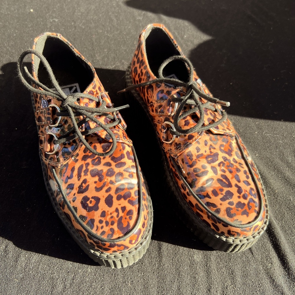 Leopard patent leather creeper platforms